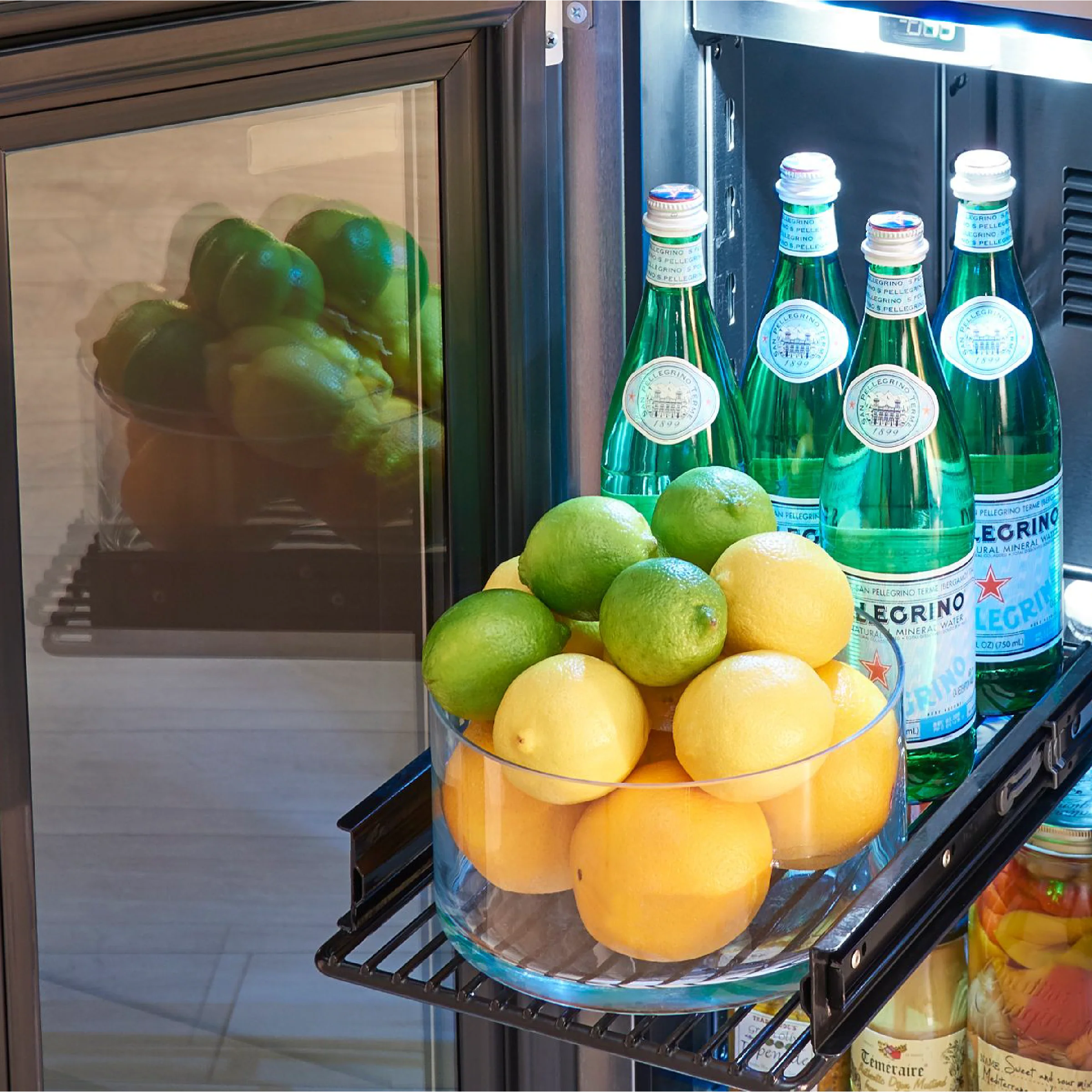 15" Signature Series Refrigerator for Outdoor Use - Image 3