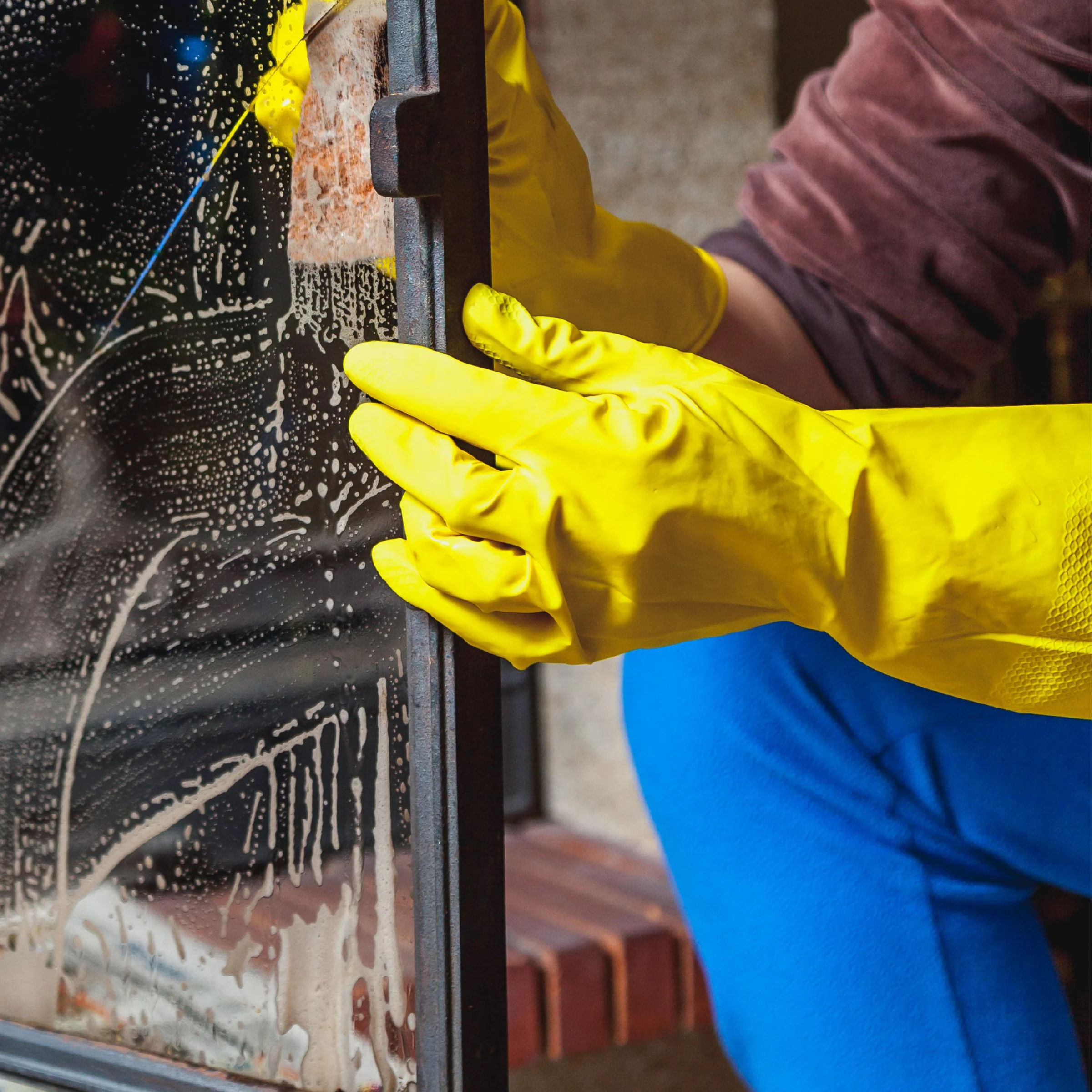 Stove, Grill & Hearth Conditioning Glass Cleaner - Image 2