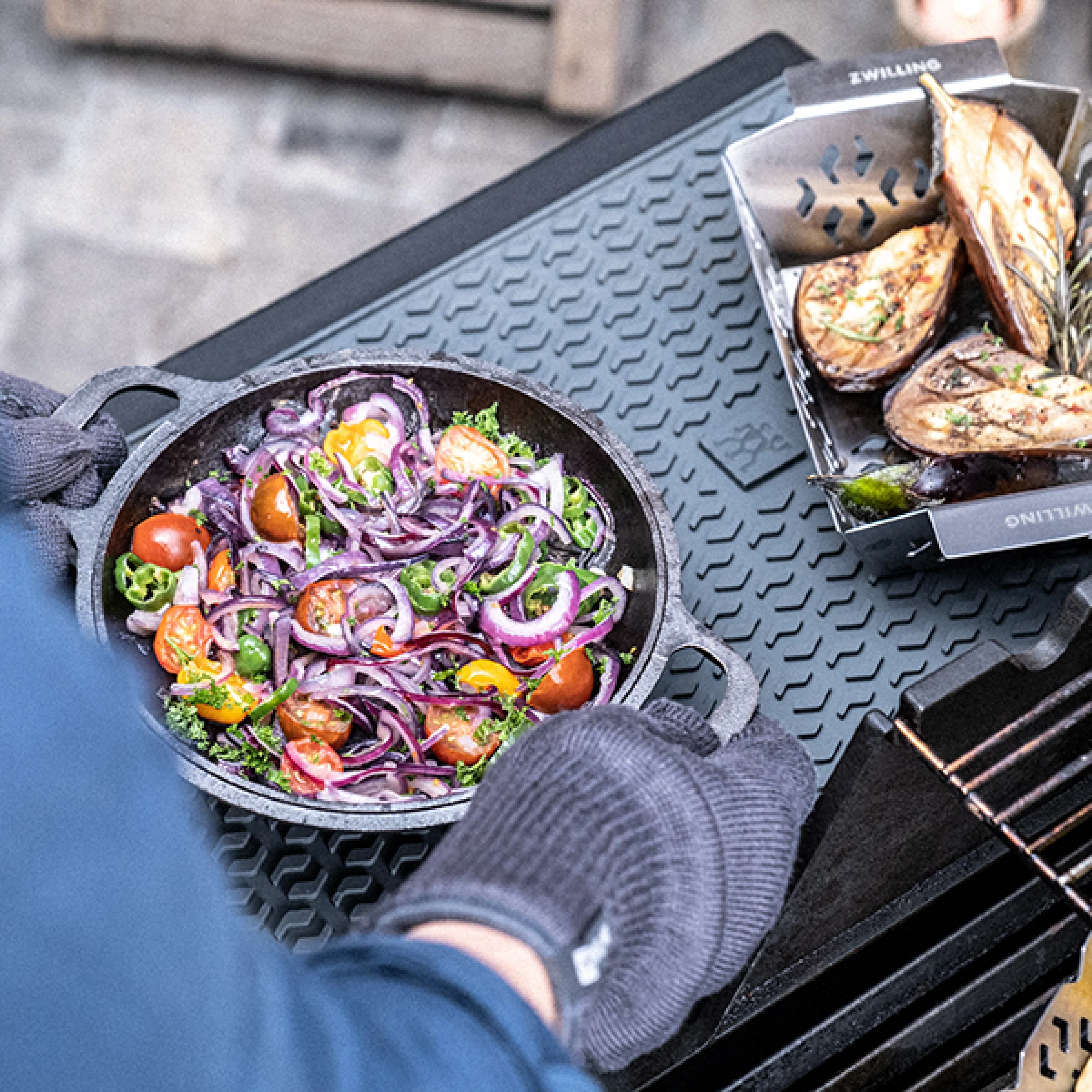 ZWILLING BBQ+ Silicone Protection Mat - Image 4
